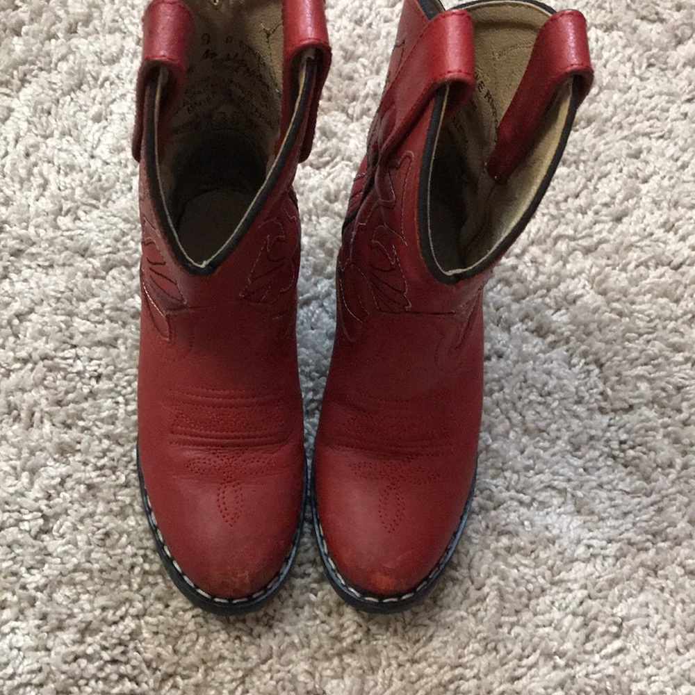 GUC Girls cowboy boots size 9